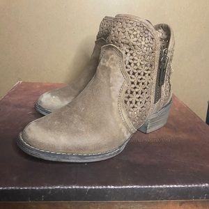 Circle G by Corral Womens boots low booties